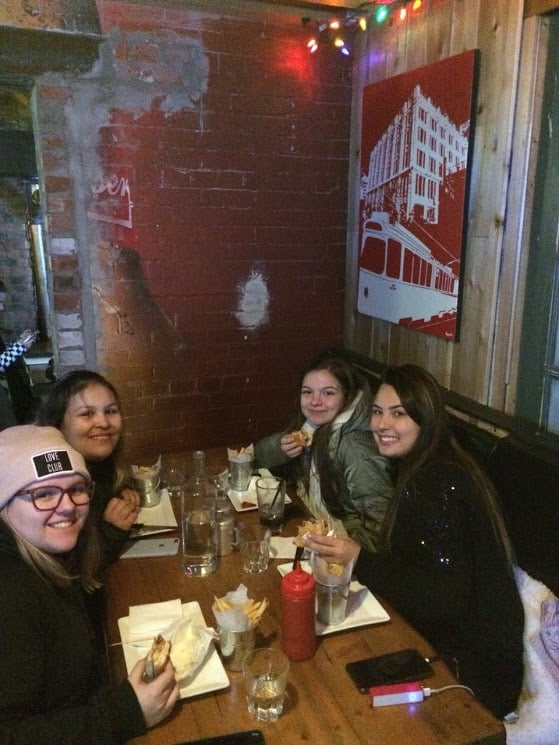 WhatsApp Image 2018 01 24 at 23.11.57 1 intercâmbio-toronto