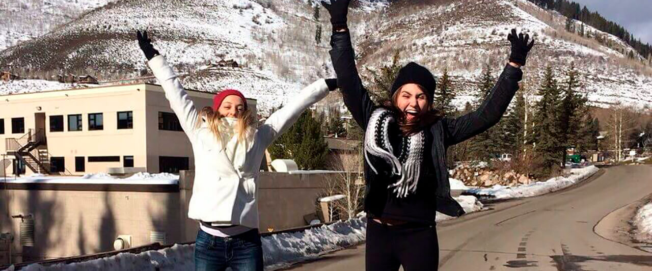 Work Experience USA: Gabriela trabalhou no Vail Resorts Work Experience USA: Gabriela trabalhou no Vail Resorts