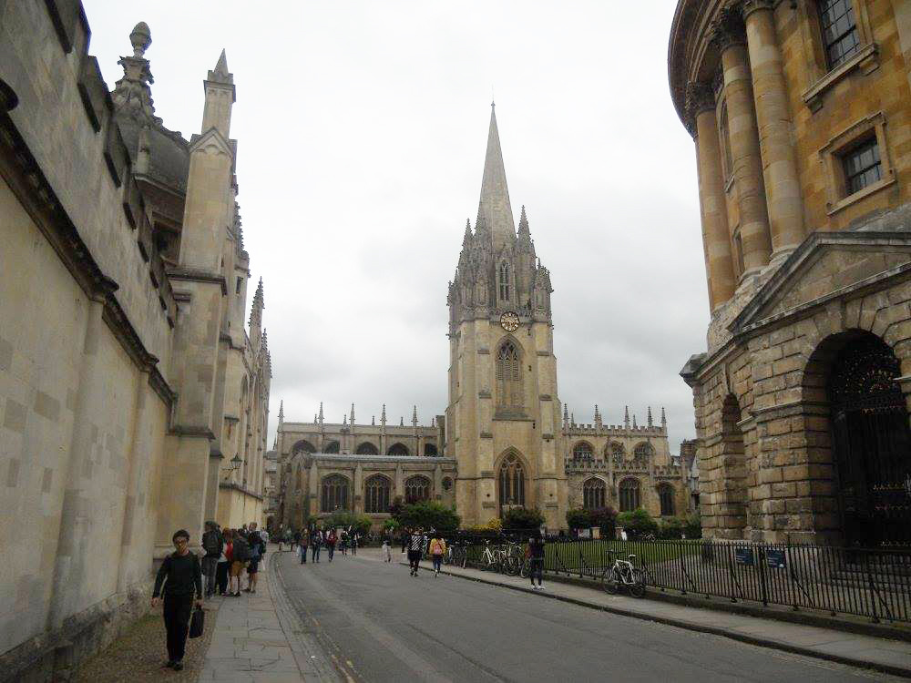 Marcelo fez intercâmbio em Oxford Marcelo fez intercâmbio em Oxford
