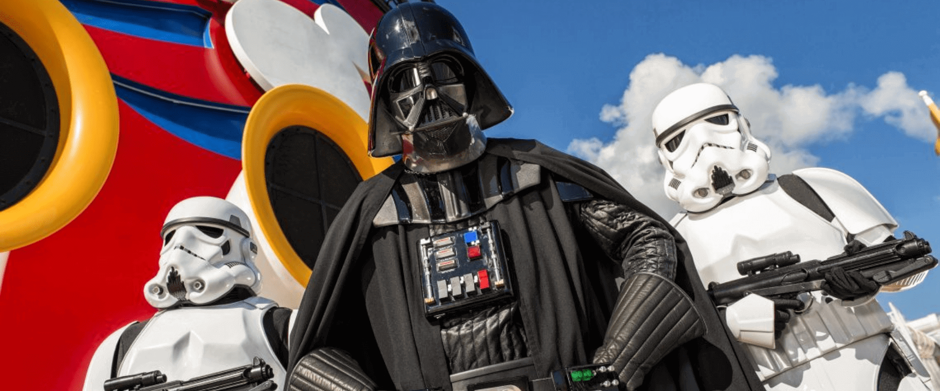 Disney terá parque e hotel inspirados em Star Wars Disney terá parque e hotel inspirados em Star Wars