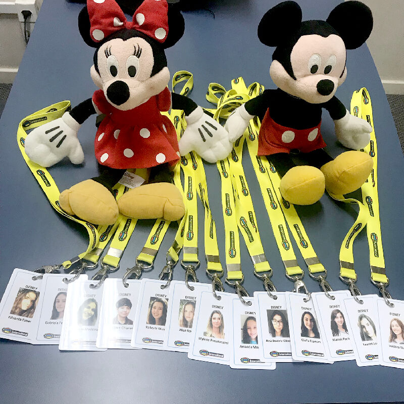 Disney Jul/2018 – Crachás prontos! Disney Jul/2018 – Crachás prontos!
