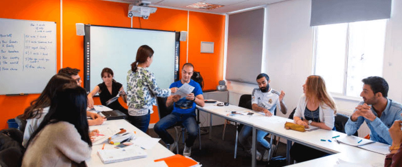 Curso de Idiomas no Exterior: Como são as aulas na EC English Curso de Idiomas no Exterior: Como são as aulas na EC English