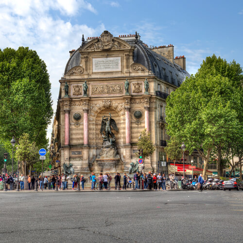 Boulevard Saint Michel, em Paris