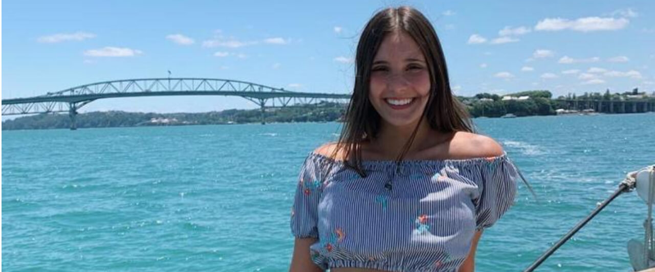 Júlia fez o Programa de Férias Teen na Nova Zelândia Júlia fez o Programa de Férias Teen na Nova Zelândia