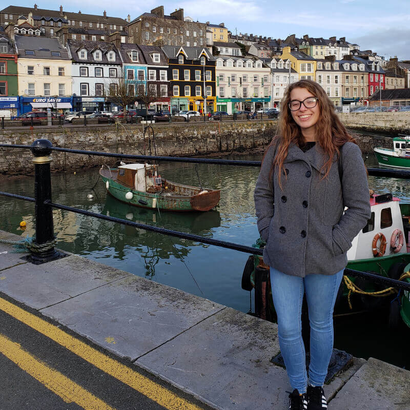 Mariana fez curso de idiomas na Irlanda