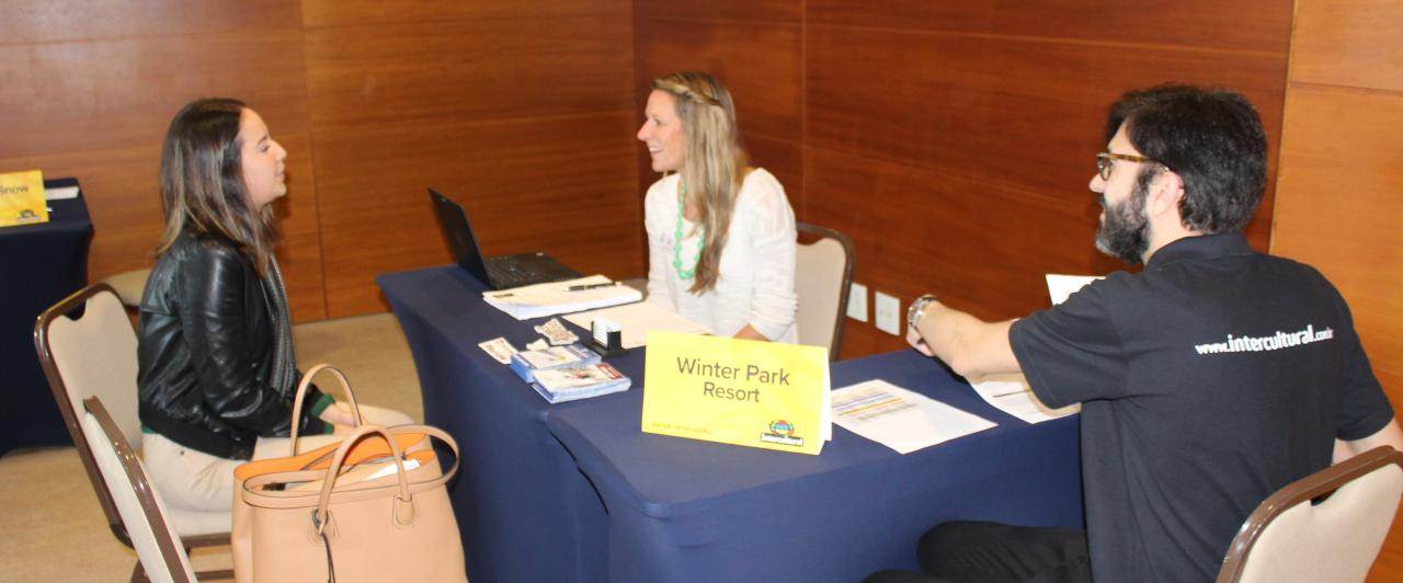 Job Fair: seja contratado por um empregador americano! Job Fair: seja contratado por um empregador americano!