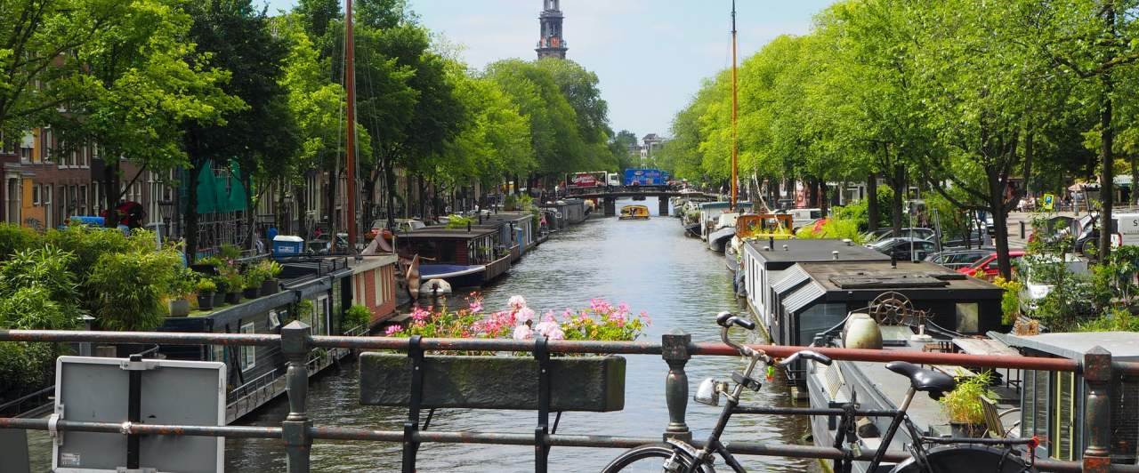 Onde fica Amsterdam: capital da diversidade e juventude Onde fica Amsterdam: capital da diversidade e juventude