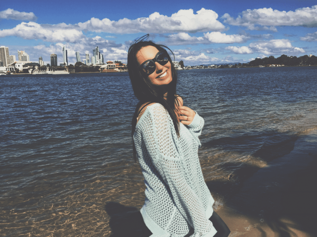 Júlia fez high school na Austrália Júlia fez high school na Austrália